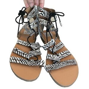 New women’s DV gladiator style zebra print Sandles size 10